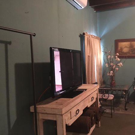 Hostal Dona Carlota Hotel Cuatrociénegas de Carranza Zewnętrze zdjęcie